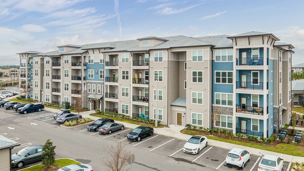 Tomoka Pointe Apartments