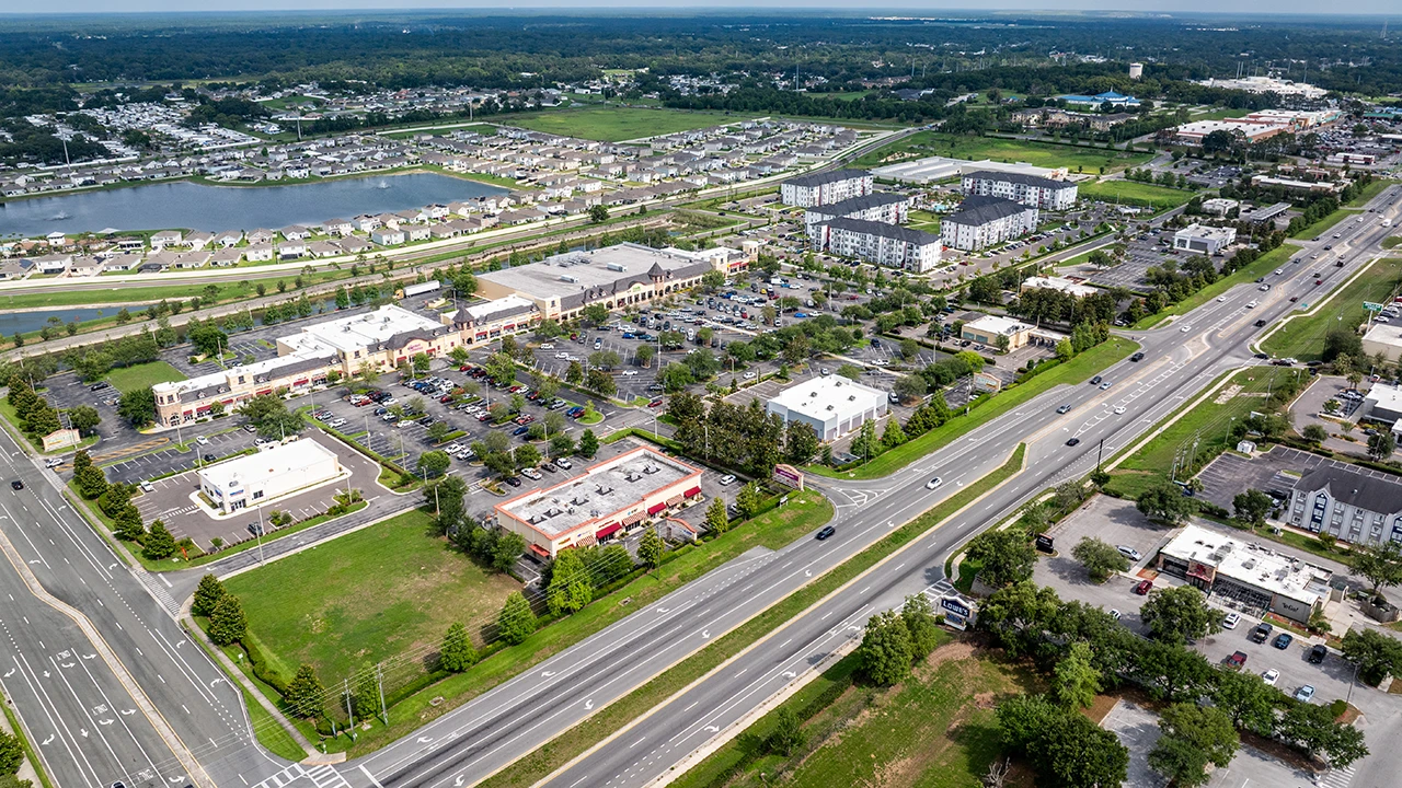 Zephyr Commons / Ilumina Zephyrhills