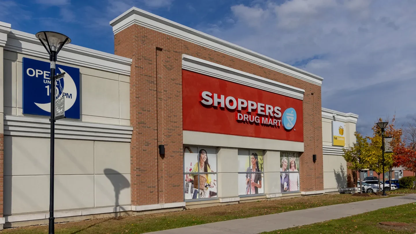 Shoppes-At-Fairwinds_Shoppers