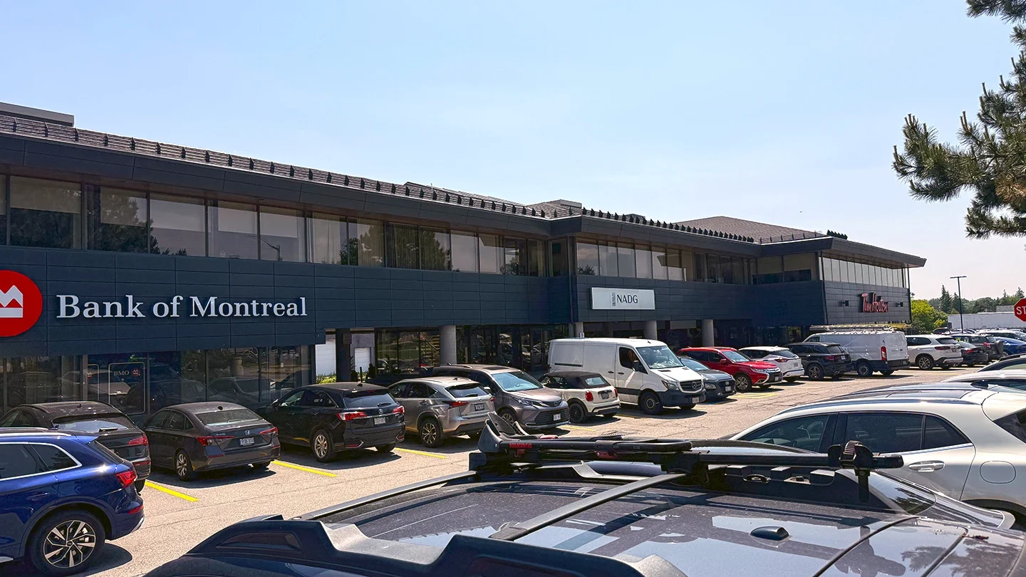 Woodbine-&-John_Frontage