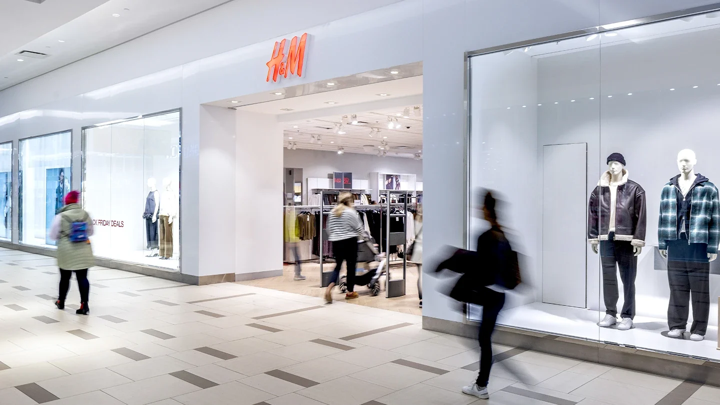 Lynden-Park-Mall_H+M1